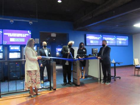 As bitcoin and ethereum continue to make headlines, shiva and troy narayan are excited to see where this new venture goes. Fanduel Sportsbook Holds Offical Ribbon Cutting On March ...