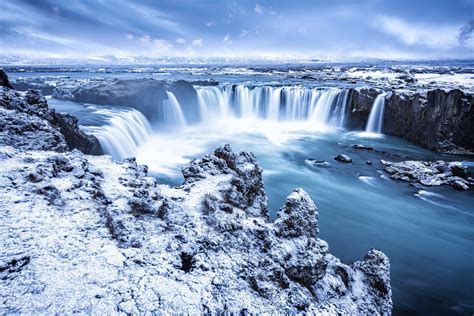 冬のゴーザフォス アイスランドの風景 Beautiful 世界の絶景 美しい景色