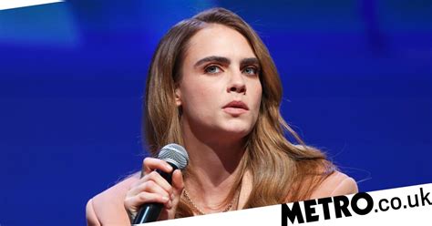 Cara Delevingne Does Her Bit For Womankind And Donates Her Orgasm To Science Trendradars