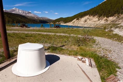 Rv Summit Lake Stone Mountain Provincial Park Bc Stock Image Image Of