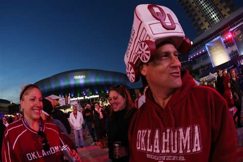 AUDIO: Oklahoma fans chanting 'OVERRATED' during Alabama loss ...