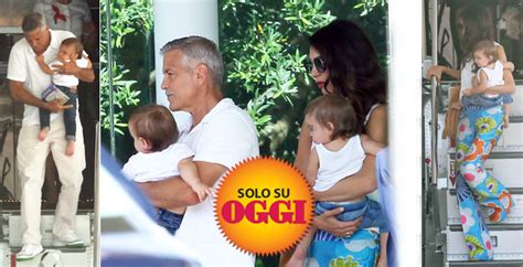 Cyrus in alexander wang and an ana khouri ear cuff. George Clooney con Amal Alamuddin e i figli Ella e ...
