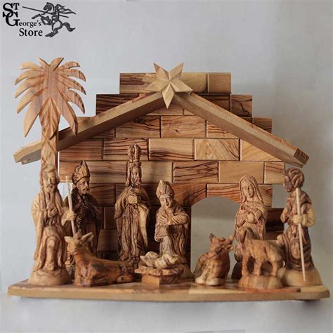 Detailed Olive Wood Nativity Set With 11 Pieces Medium And Large Sizes