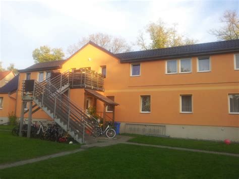Neuenhagen+++im grünen mit eigener terrasse. Informationen zum Mehrfamilienhaus Am Krankenhaus 13 in ...