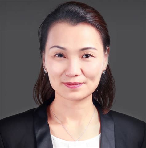 Top 10 Chinese Businesswomen In 2020 Cn