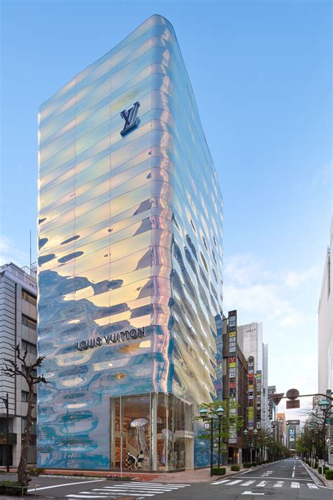 Louis Vuitton Spring 2021 In Tokyo New Facade And A Special