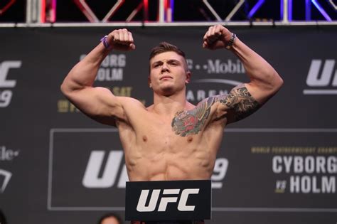 He is a former venator fighting championship welterweight champion and he is currently signed to ultimate fighting. UFC. Marvin Vettori y los zurdos mexicanos