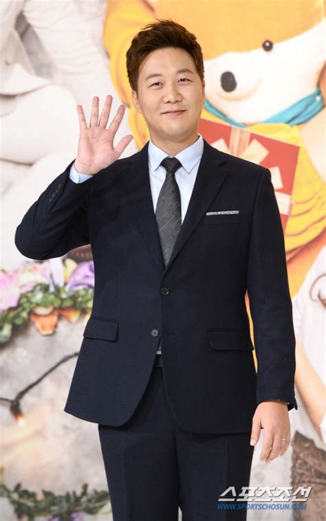 김태원 패혈증, 무대 위에서 쓰러져.의사가 살아달. SC초점"연우·하영 '슈돌' 하차"…도경완, 13년만에 KBS 퇴사→2월 ...