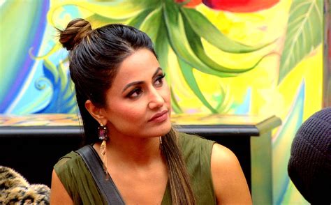 Bigg Boss 11 Time And Again Hina Khan Proves That She Is A Real Style Diva