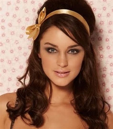 Pin Up Hairstyles Pin Up Hairstyles For Long Hair Prom 40s50s