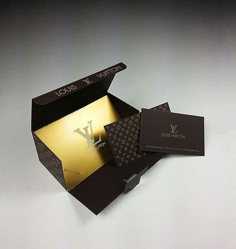 Cause, it the one hand, the gift is not only useful, but also representative. Louis Vuitton gift box | Louis vuitton gifts, Gift card ...