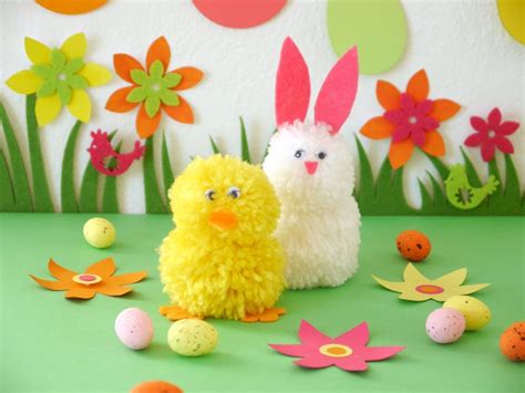 DIY - Poussin Pompon | Craft, Diy paques, Artisanat de pompons