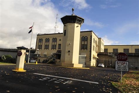 Thousands Of Inmates Quarantined In Eastern Oregon Prison In Covid 19