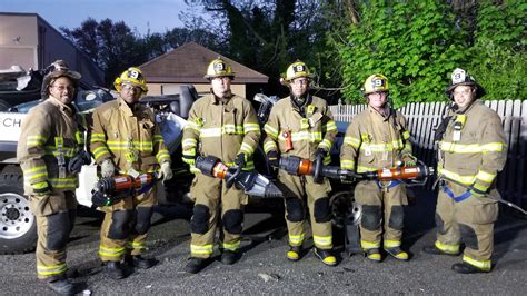Battalion Two Crew Trains With New Hydraulic Tools Tacoma Fire