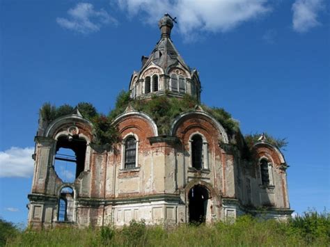 24 Abandoned Churches Worldwide Reclaimed By The Nature Photo Gallery