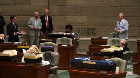 Missouri Senate Gives Final Approval To 2017 State Operating Budget