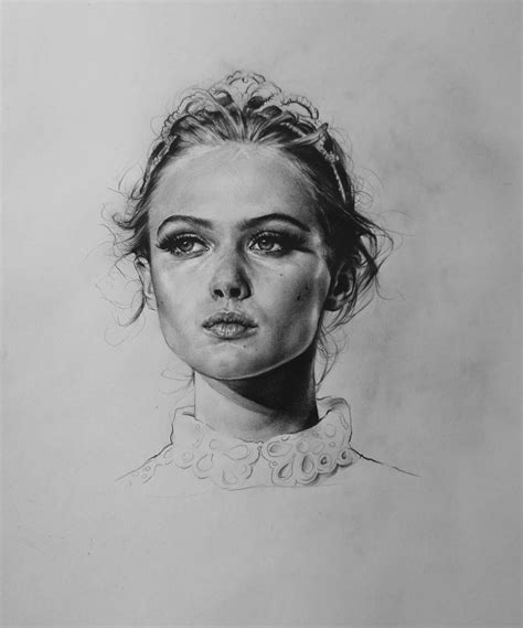 Son (vg) kaja norum (31) skulle egentlig ha giftet seg med sturla berg johansen (52) i sommer, men trøster seg med å stille ut kunst sammen med sin læremester odd nerdrum (76). Kaja Norum - Eye candy | Aspiring artist, Female art, Drawings