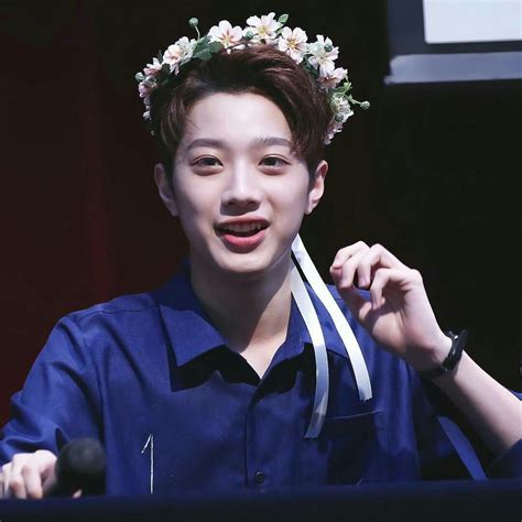 Lai Guan Lin (라이관린) Wanna One Fansign | Hình ảnh, Trai đẹp