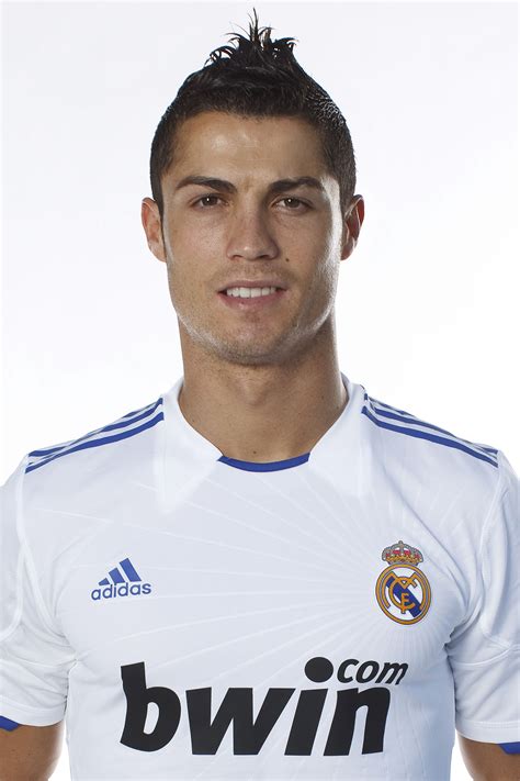 Cr7 by cristiano ronaldo is a aromatic fougere fragrance for men. Top 100 hình nền CR7 Cristiano Ronaldo đẹp miễn chê