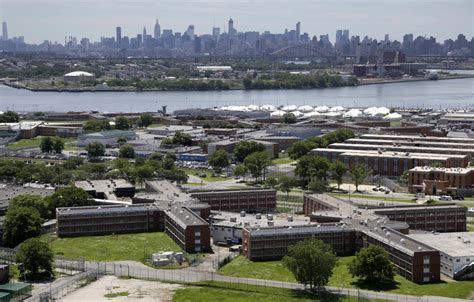 Inside The Bronx Fight To Pass The New York City Borough Based Jails