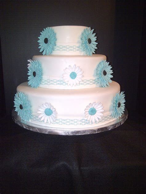 First Wedding Cake Turquoise Gerbera Daisy