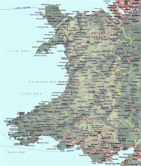 Детальная карта высот Уэльса с дорогами и городами Уэльс