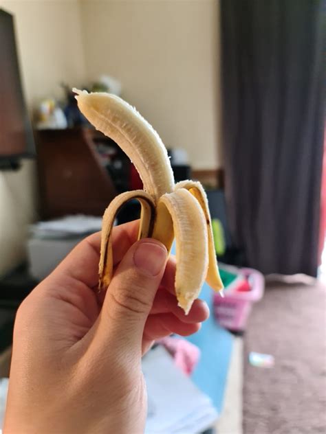 This Tiny Banana Rmildlyinteresting