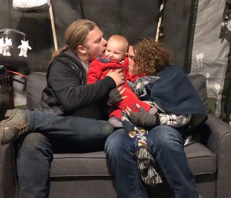 Gabe And Raquell Brown Of Alaskan Bush People Are Expecting Alaskan