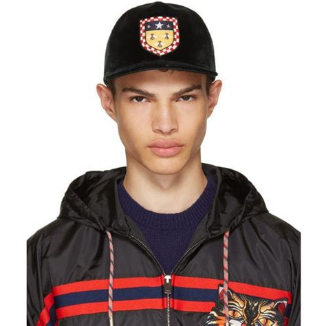 Gucci Green Velvet Crest Baseball Cap ($480) liked on Polyvore gambar png