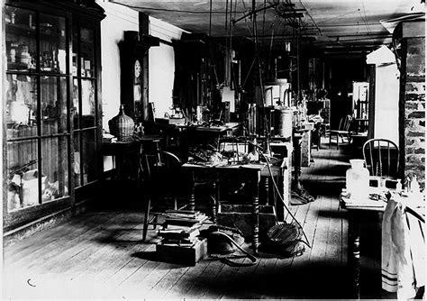 Historical Scientific Instrument Gallery Department Of Physics And