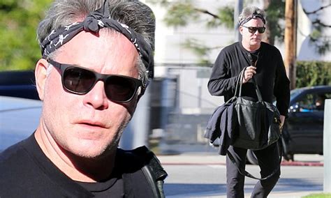 Ray Liotta Steps Out After His Smooth Skin Caused A Stir At Sag Awards Daily Mail Online