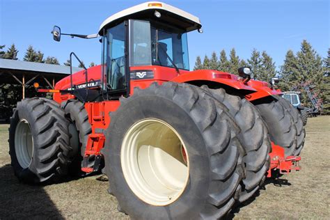 2012 Versatile 400 Tractor