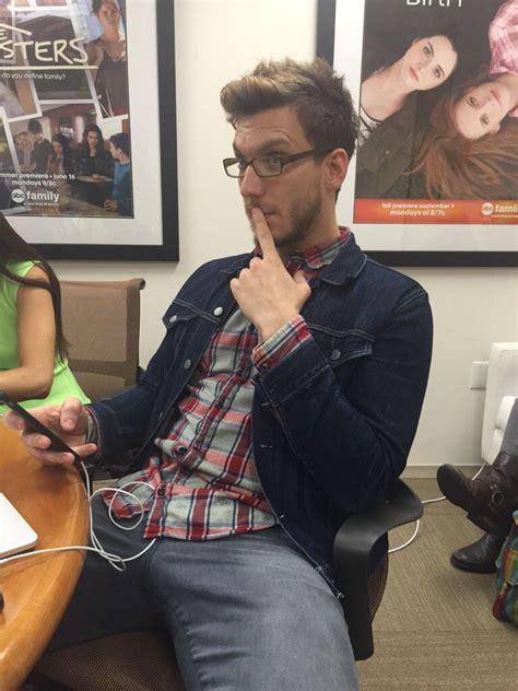 Scott foster is a rather famous american actor, best known for his role of koepp in the popular american television series the university». Scott Michael Foster live tweeting Chasing Life! | Scott ...