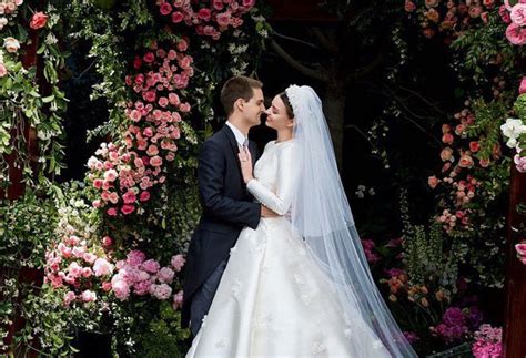 The First Pics From Miranda Kerr And Evan Spiegels Lux Wedding Are Here Punkee