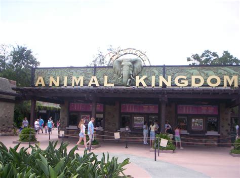 Disney's Animal Kingdom Entrance. by Azalon on DeviantArt