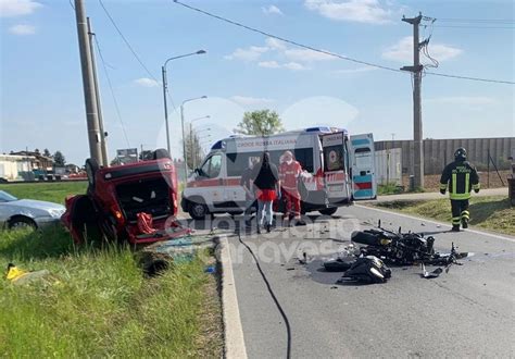 TRAGEDIA DI PASQUA Incidente mortale tra Agliè e Bairo vittima un