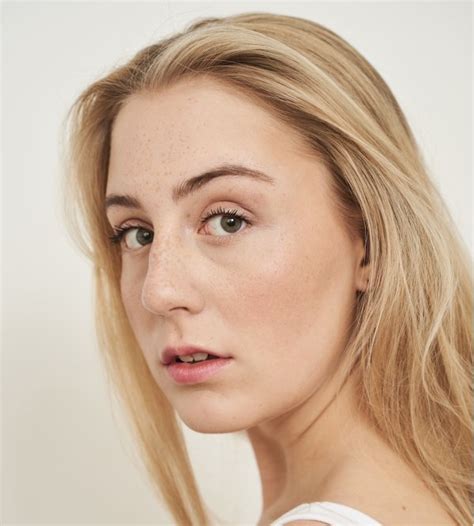 Model Sedcard Von Hanna S Weibliches New Face Fotomodel Deutschland