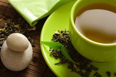 So, does green tea contain caffeine? Why green tea content has caffeine? Bigelow and Lipton ...