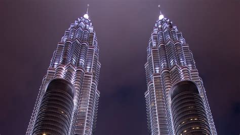 Petronas Twin Towers In Kuala Lumpur Expedia