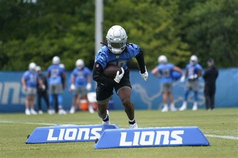 Detroit Lions Want To See 1 More Thing From Rookie Jahmyr Gibbs