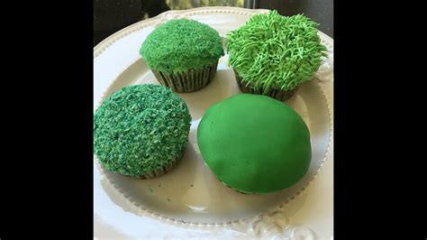 Tint crusting buttercream frosting green with food coloring gel, adding the gel a little at a time until you achieve the desired shade. How to create grass on cakes and cupcakes - YouTube