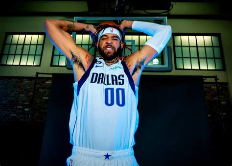 Sacramento Kings Add Javale Mcgee To Backup Center Battle Fresno Bee