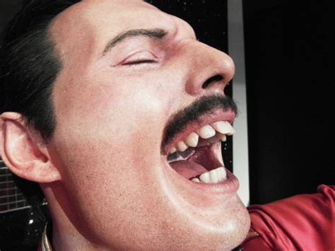 Freddie Mercury Teeth Sakiphp