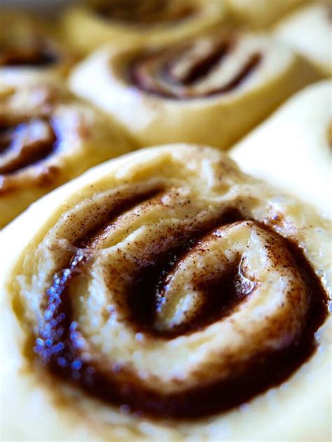 How To Make Gooey Cinnamon Rolls Gastronotherapy