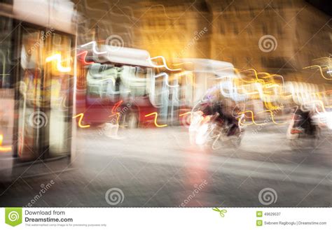 Bewegung Unscharfe Stadt Und Verkehr In Der Nacht Stockbild Bild Von