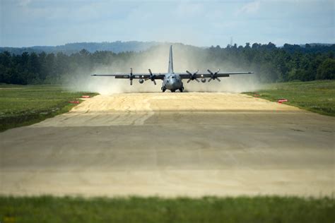 Dirt Landings And Take Offs Images C 130 Hercules Lands On A Dirt