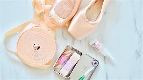 How To Sew Elastic Ribbons On Pointe Shoes Hilton Teemen