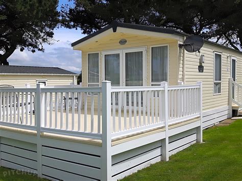 Newquay Bay Resort Newquay Updated 2020 Prices Pitchup®