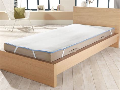 Für einzelbetten sind matratzen 90x200 cm das richtige, während bei doppelbetten mehrere größen in frage kommen: Meradiso® Matratzentopper 90 X 200 Cm Lidl Deutschland ...