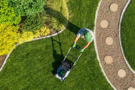 Preparing Your Lawn For Spring Ecomow Lawn And Landscape